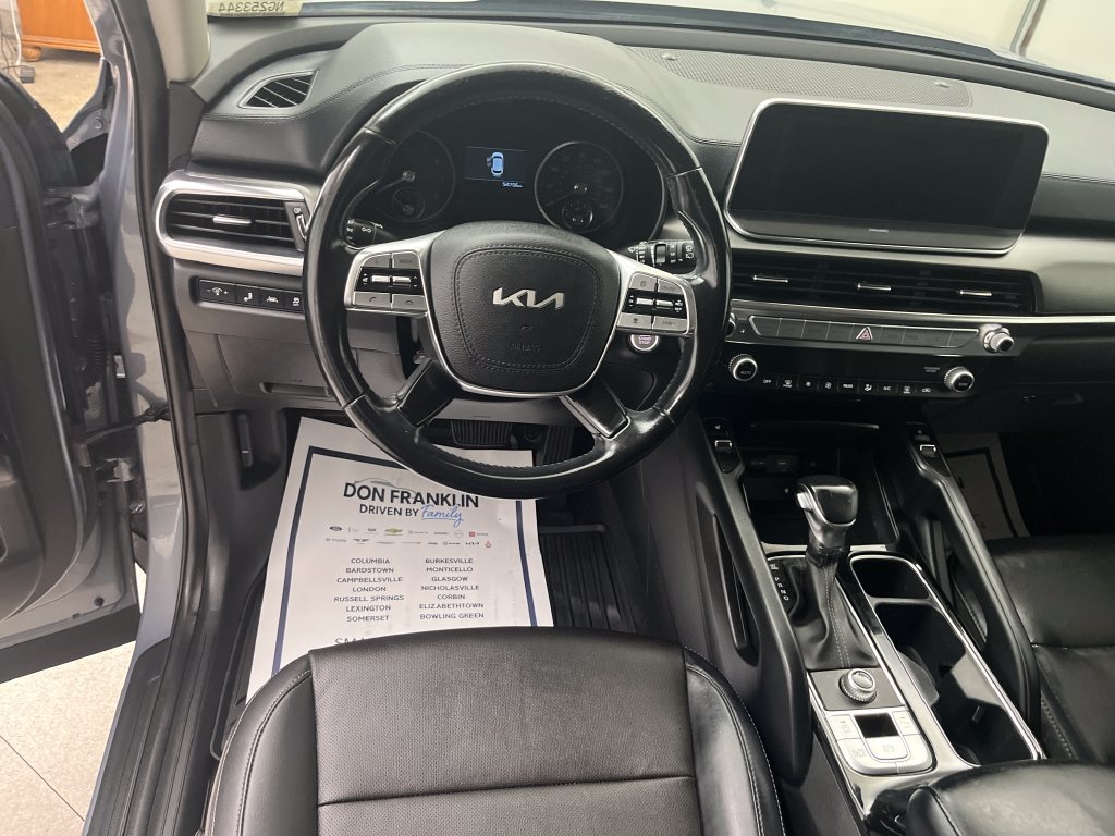 Used 2022 Silver Kia S image 15