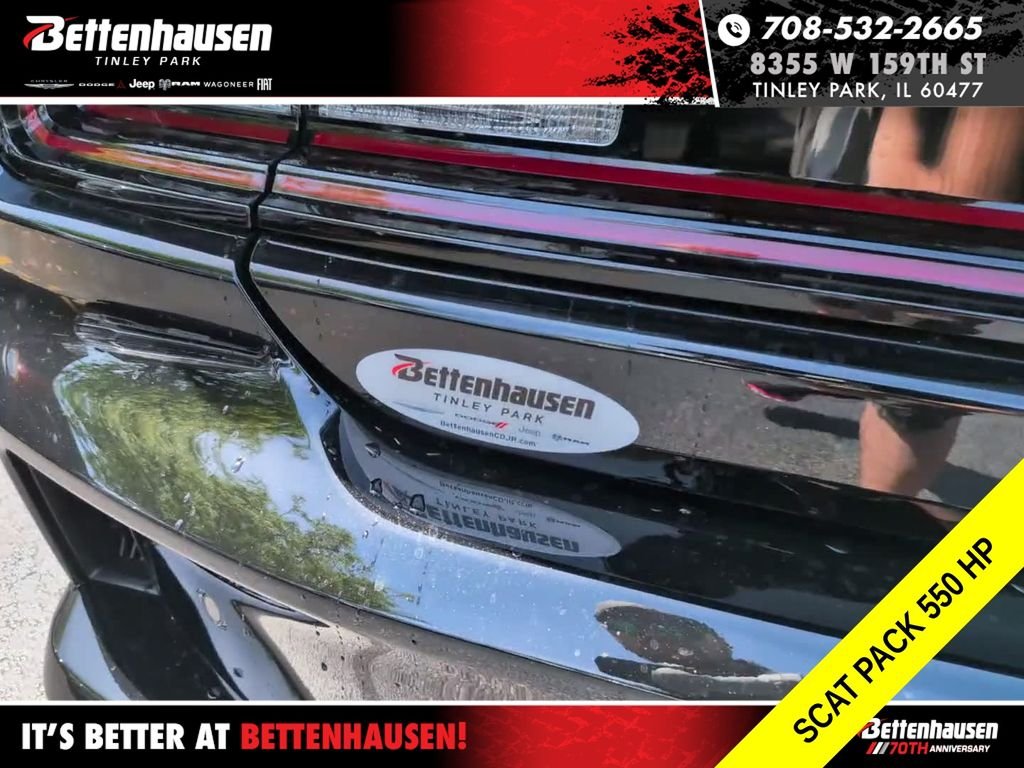 New 2026 Diamond Black Crystal Pearlcoat Dodge R/T image 8