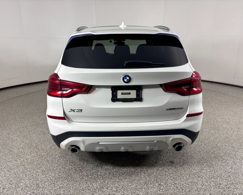 Used 2019 Alpine White BMW xDrive30i image 7