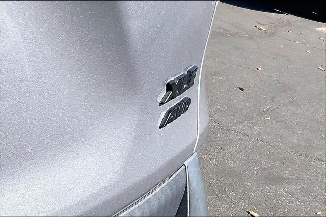 Certified Used 2020 SILVER SKY METALLIC Toyota  image 9