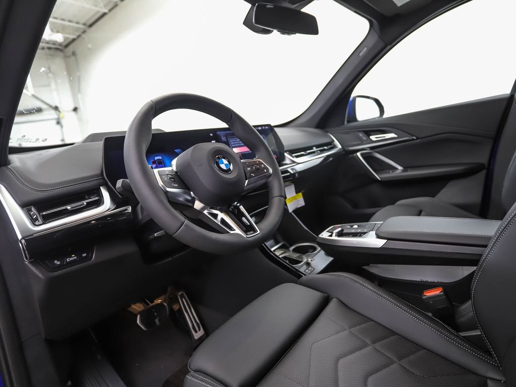 Used 2026 Blue Metallic BMW xDrive28i image 9