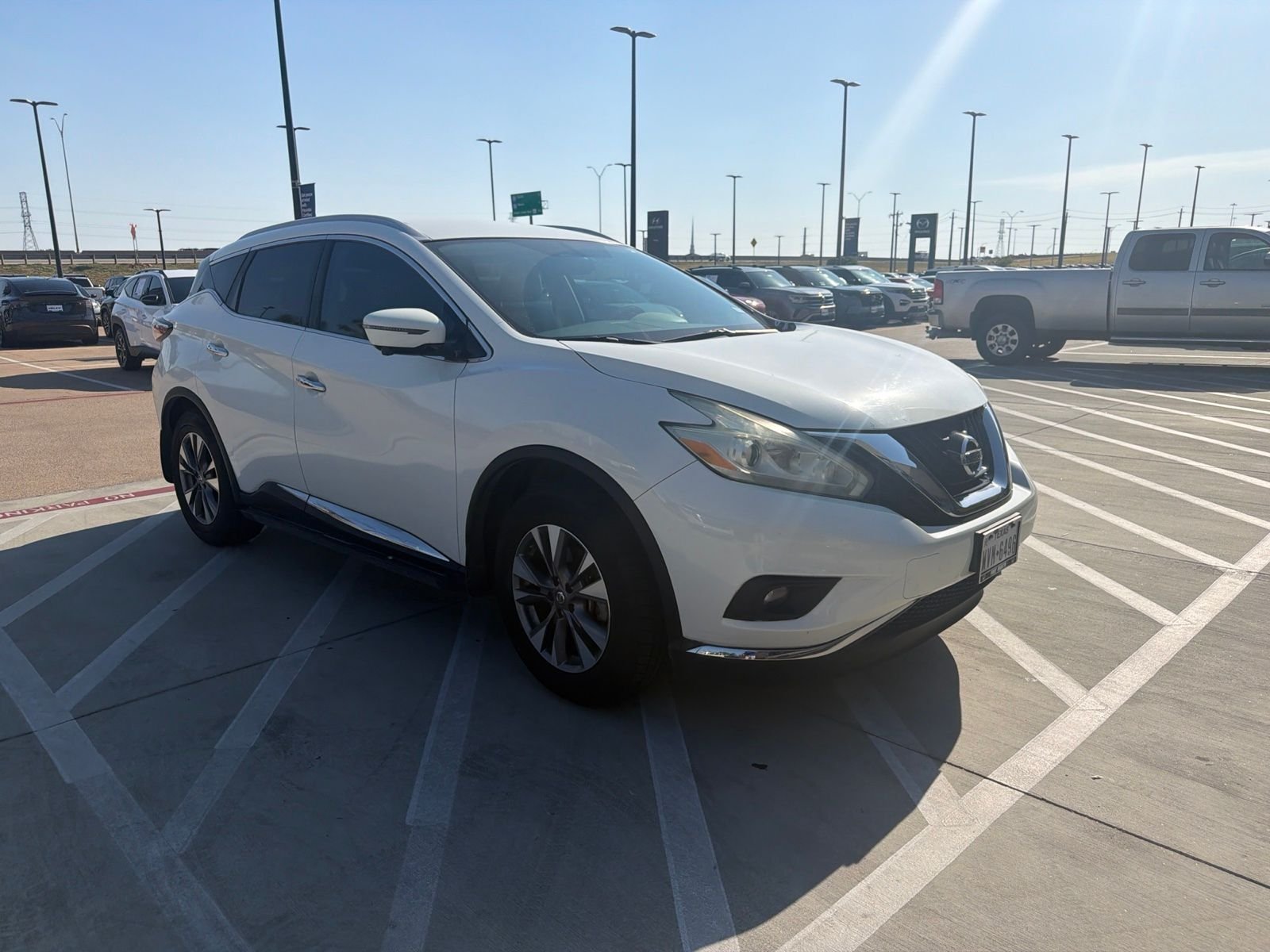 Used 2017 Pearl White Nissan SL image 3