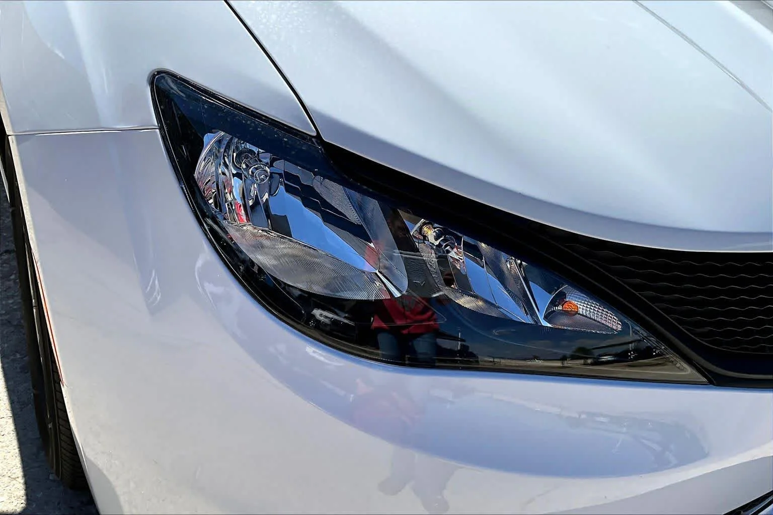 New 2026 Bright White Clearcoat Chrysler LX image 14