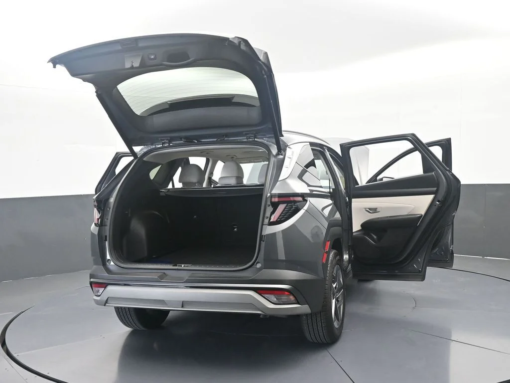 Used 2025 Ecotronic Gray Hyundai SEL Convenience image 77