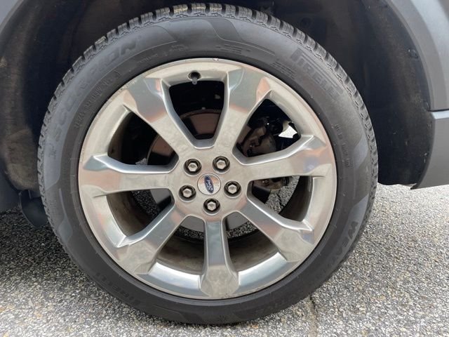 Certified Used 2020 Black Metallic Ford Platinum image 10