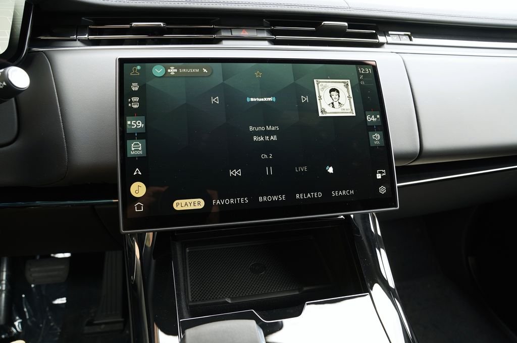 Used 2026 White Land Rover SE image 18