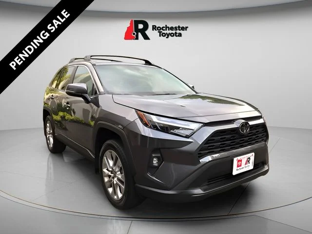 Used 2025 Gray Toyota XLE Premium image 1