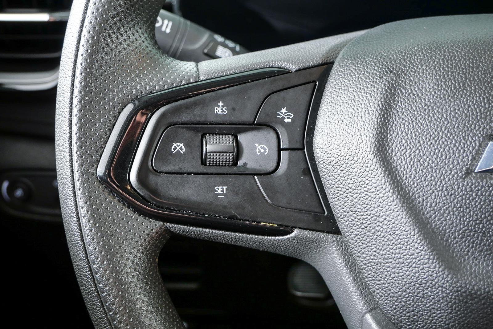 Used 2025 Sterling Gray Metallic Chevrolet LT image 10