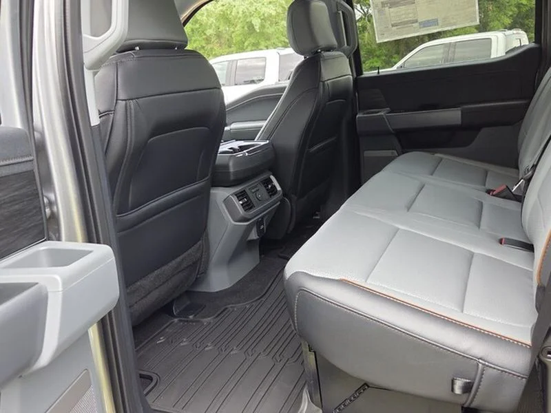 New 2026 Iconic Silver Metallic Ford Lariat® image 7