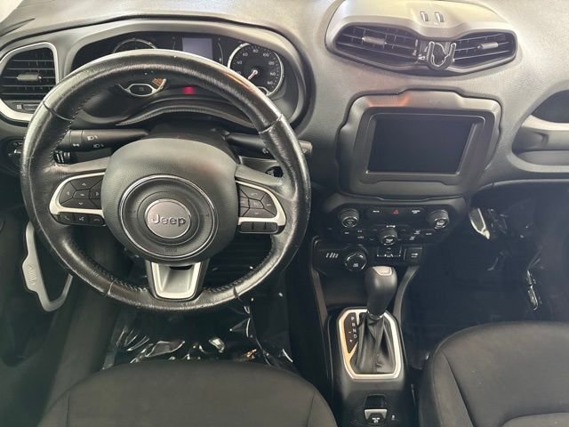 Used 2019 Blue Jeep Latitude image 27