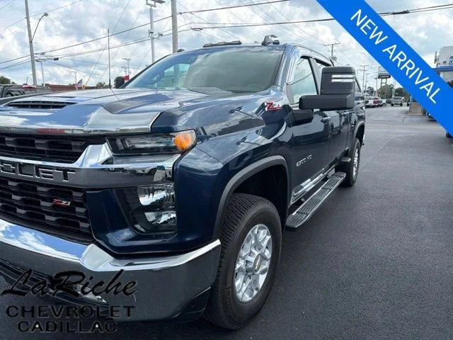 2022 Chevrolet Silverado 2500HD LT 4WD photo