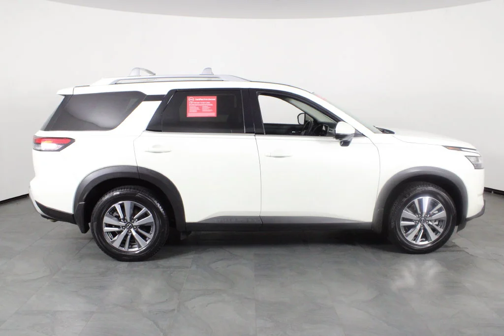 2022 Nissan Pathfinder SL - Photo 12