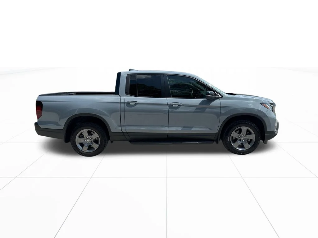 2025 Honda Ridgeline TrailSport - Photo 10