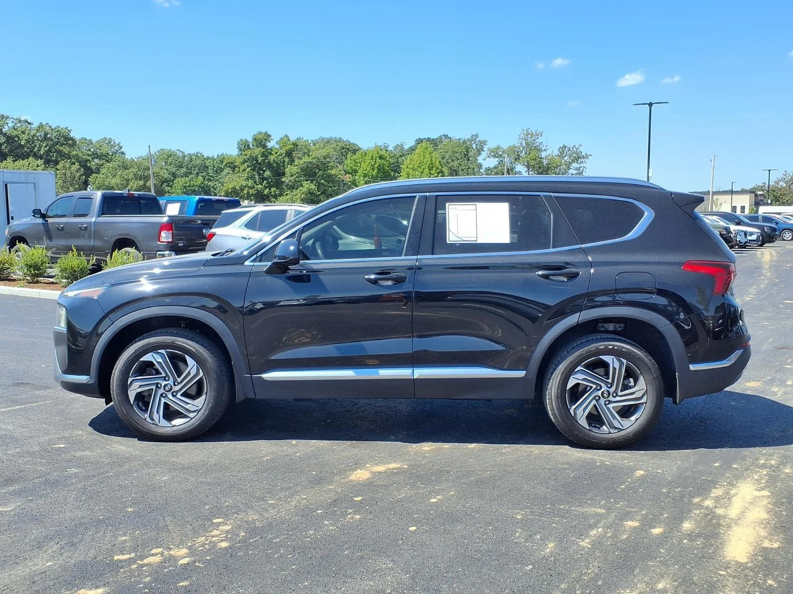 Used 2021 Twilight Black Hyundai SEL image 17