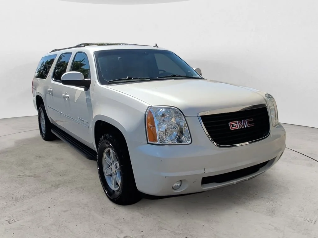 Used 2013 WHITE DIAMOND TRICOAT GMC SLT image 7