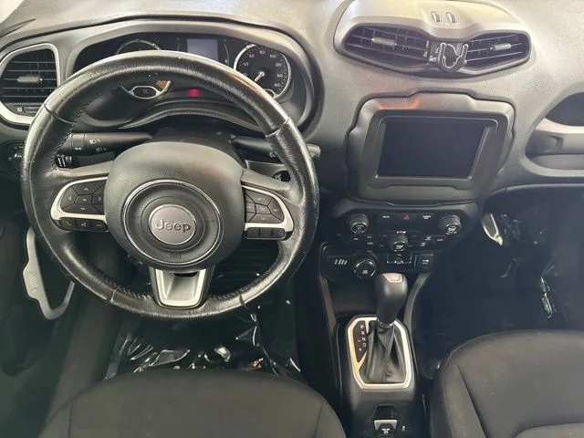 Used 2019 Blue Jeep Latitude image 27