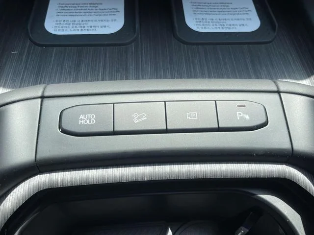 New 2027 White Kia X-Line SX Prestige image 38