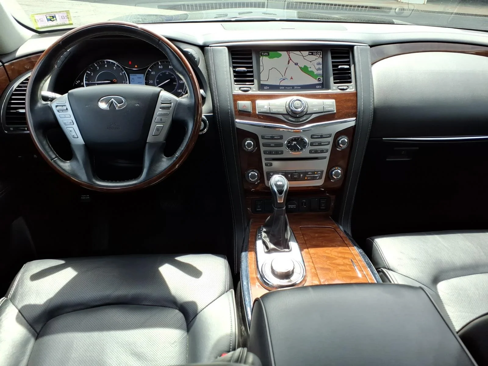 Used 2019 Black INFINITI LUXE image 12