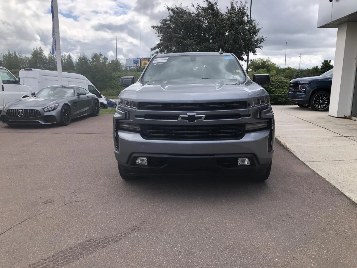 Used 2020 Grey Chevrolet 4WD Crew Cab 147" RST image 4