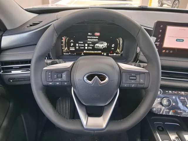 New 2027 RADIANT WHITE INFINITI Pure FWD image 10