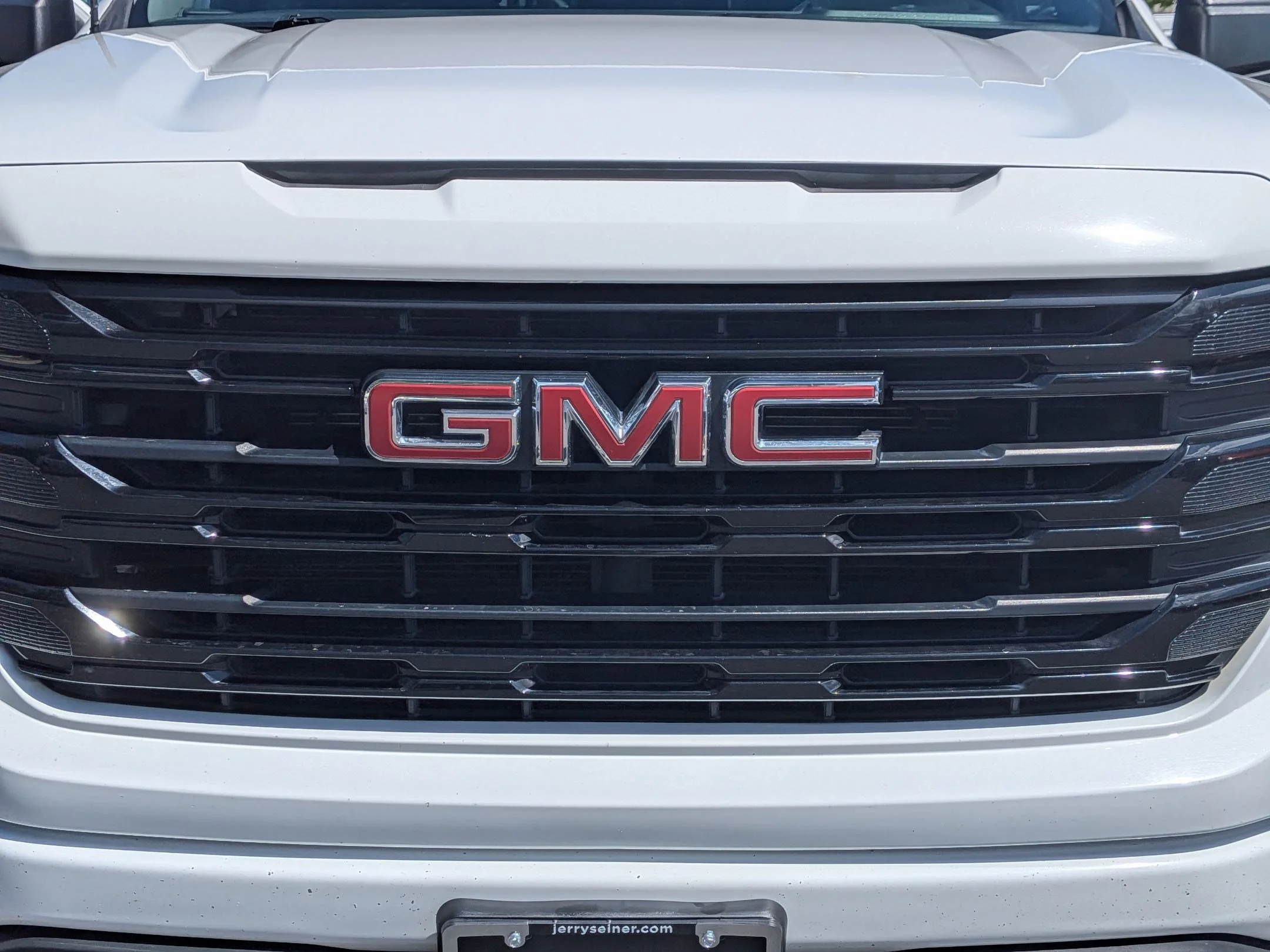 Used 2023 Summit White GMC Elevation image 10