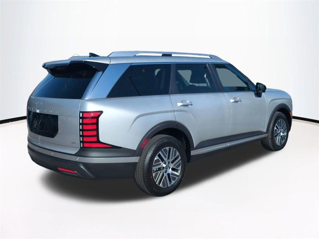 New 2026 Silver Hyundai SEL 8P image 5