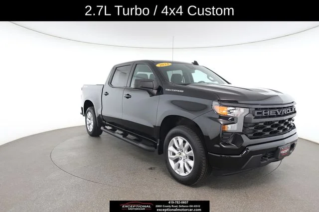 Used 2024 Black Chevrolet Custom image 27