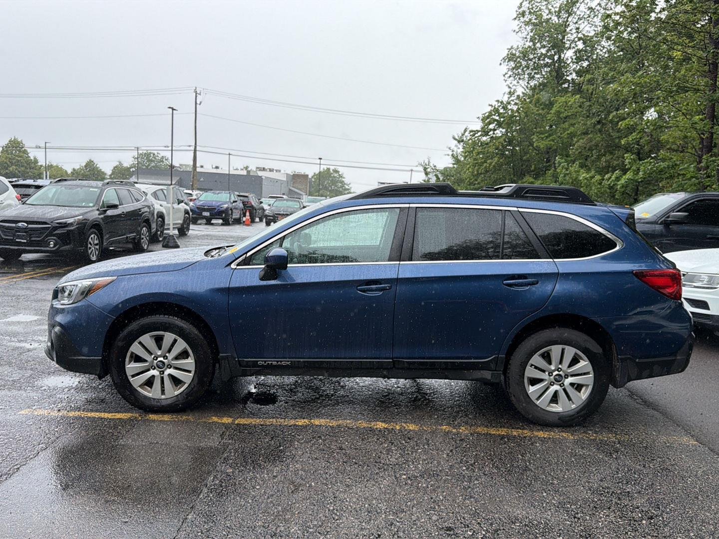 Used 2019 Abyss Blue Pearl Subaru Premium image 11