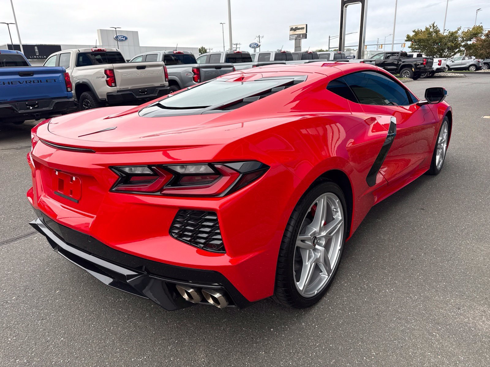 Used 2023 TORCH RED Chevrolet 2LT image 5