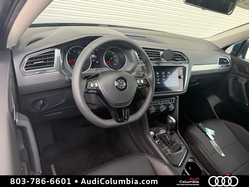 Used 2020 Blue Volkswagen 2.0T SE image 3
