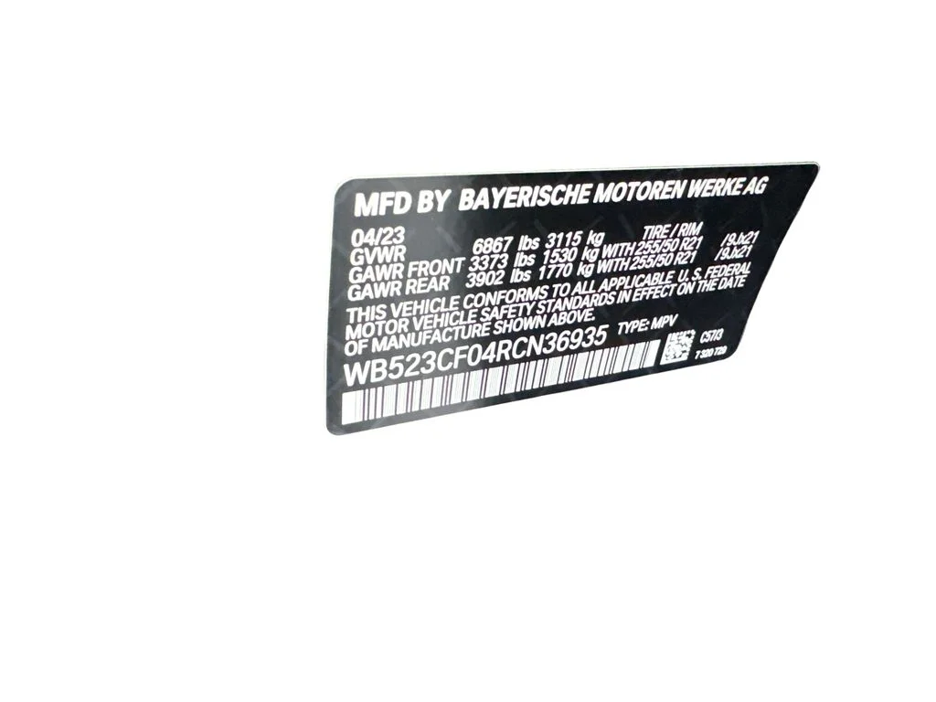 Used 2024 Red BMW xDrive50 image 86