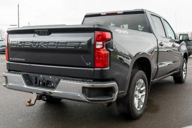 Used 2023 Gray Chevrolet LT image 6