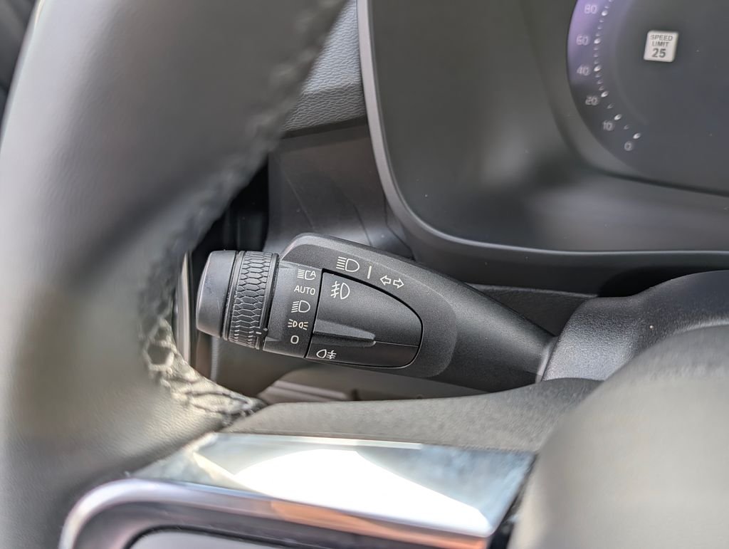 2023 Volvo C40 Ultimate - Photo 31