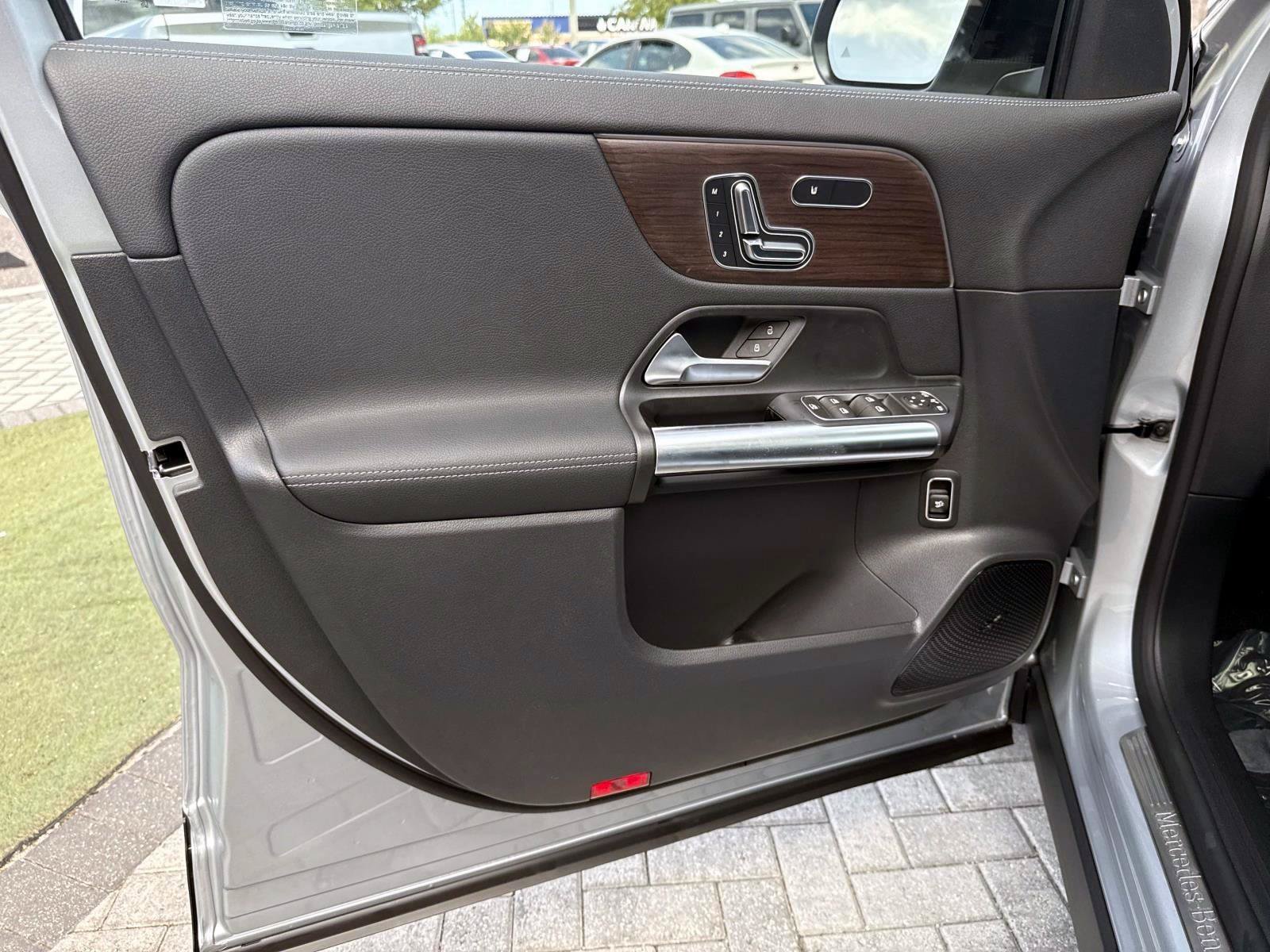 New 2026 Silver Metallic Mercedes-Benz 250 4MATIC® SUV image 17