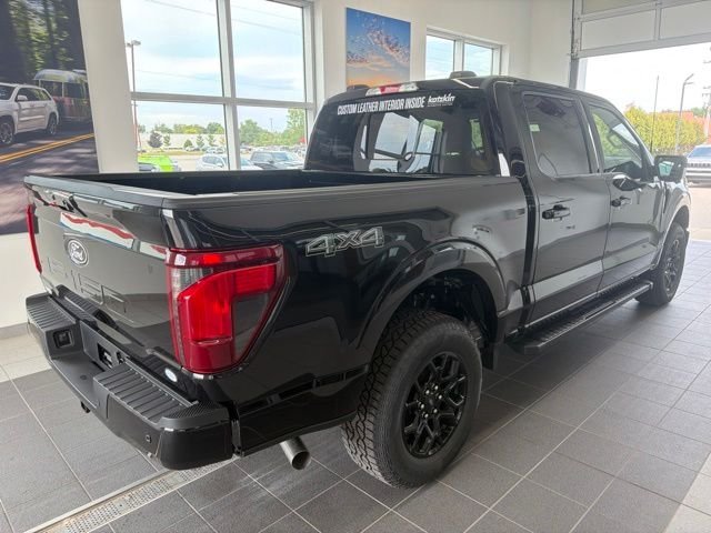 New 2026 Agate Black Metallic Ford XLT image 16
