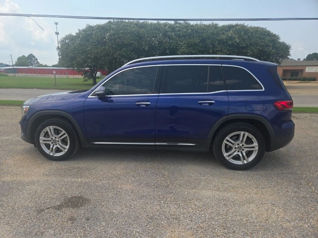 Certified Used 2020  Mercedes-Benz GLB 250 image 7