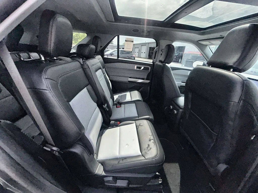 Used 2023 Green Ford XLT image 15