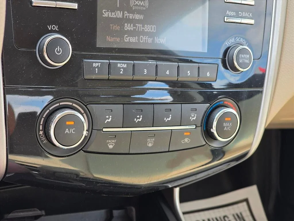 Used 2015 Blue Nissan 2.5 S image 18