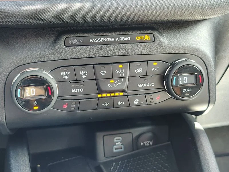 Used 2021  Ford Badlands image 40