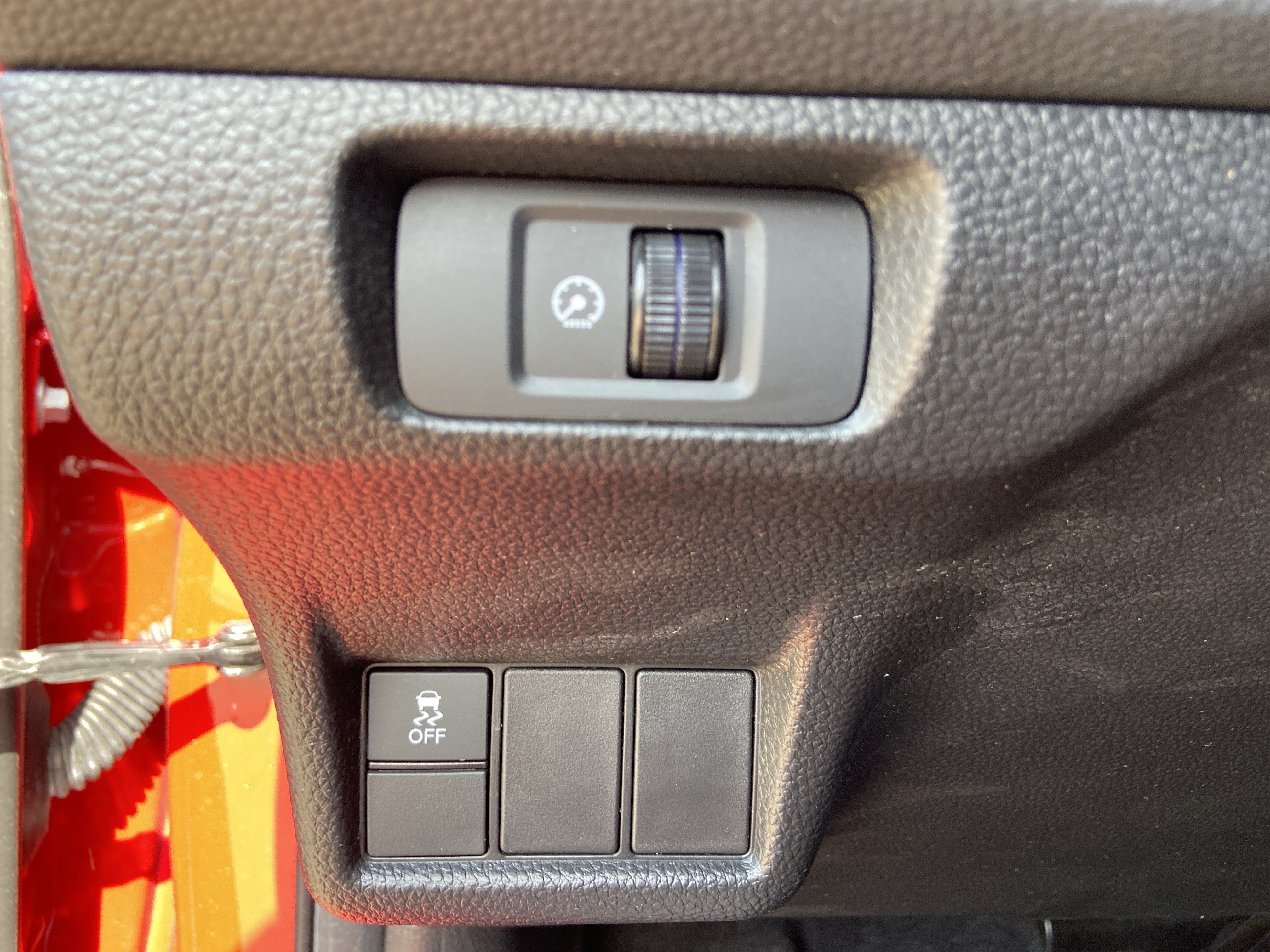 Used 2025 Rallye Red Honda LX image 43