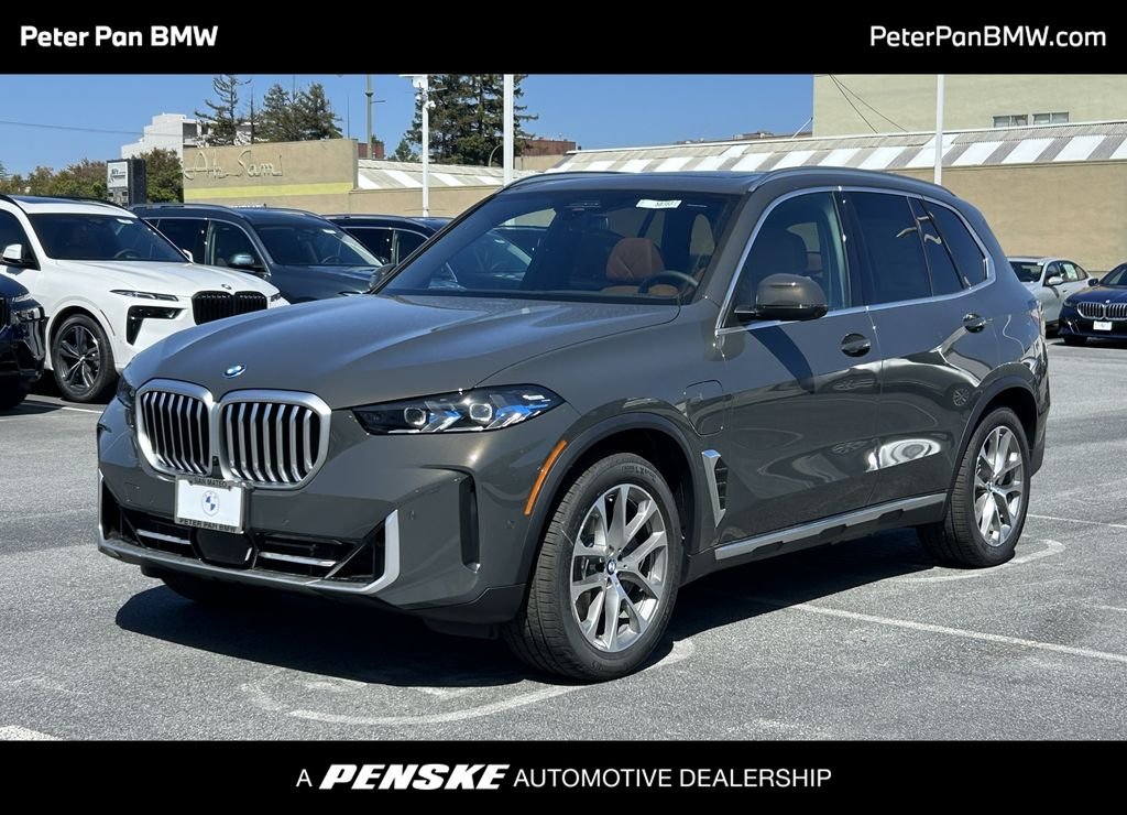 2026 BMW X5 xDrive50e's photo