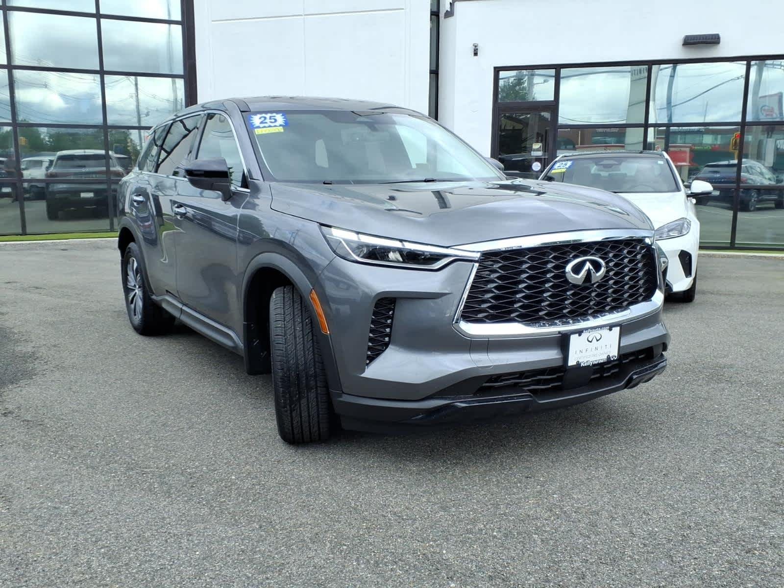 Certified Used 2025 Graphite Shadow INFINITI PURE image 3