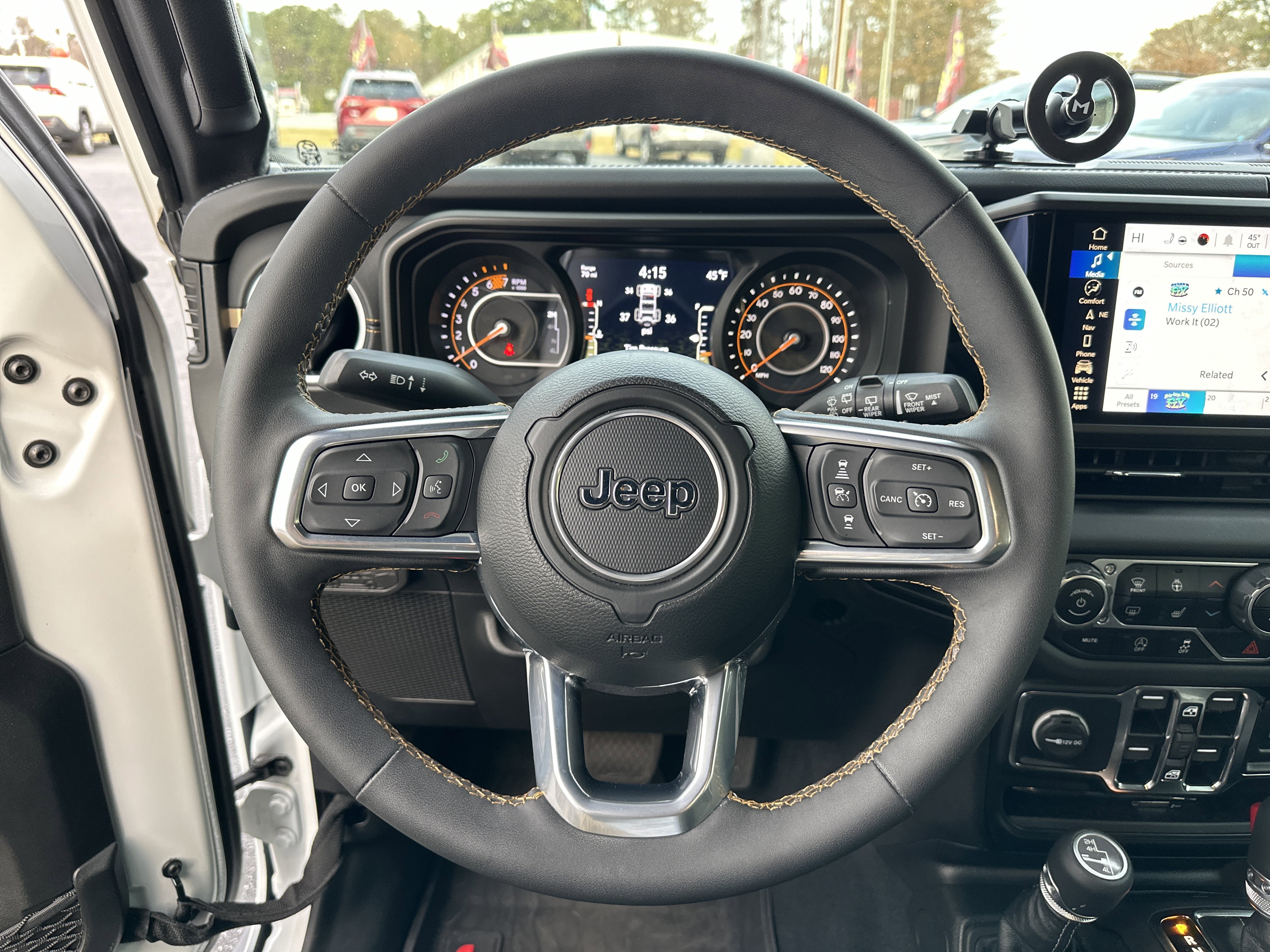 Used 2024 Bright White Clearcoat Jeep Sahara image 27