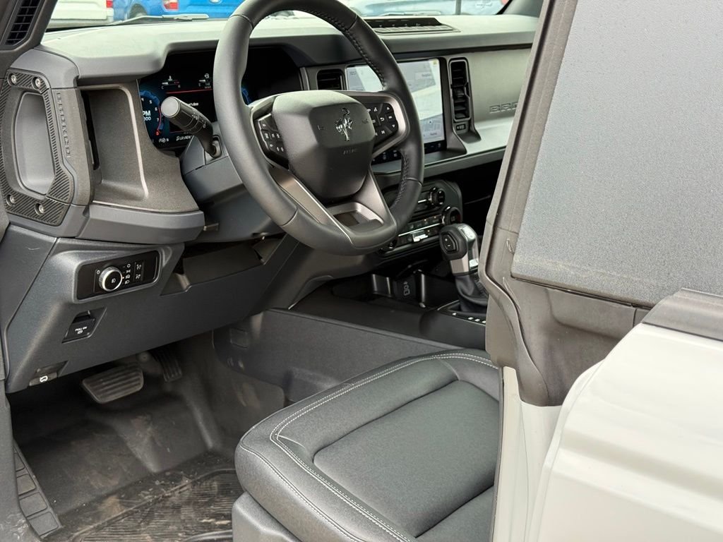 New 2026 Avalanche Gray Ford Badlands® image 6