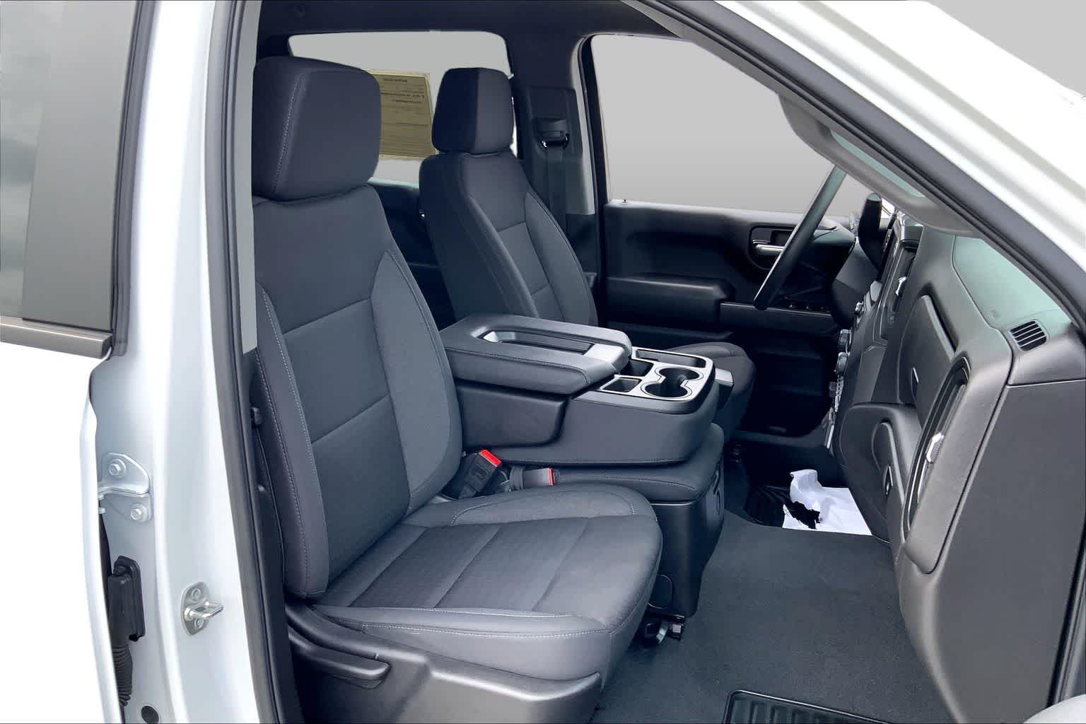 Certified Used 2025 Summit White Chevrolet Custom Trail Boss image 9