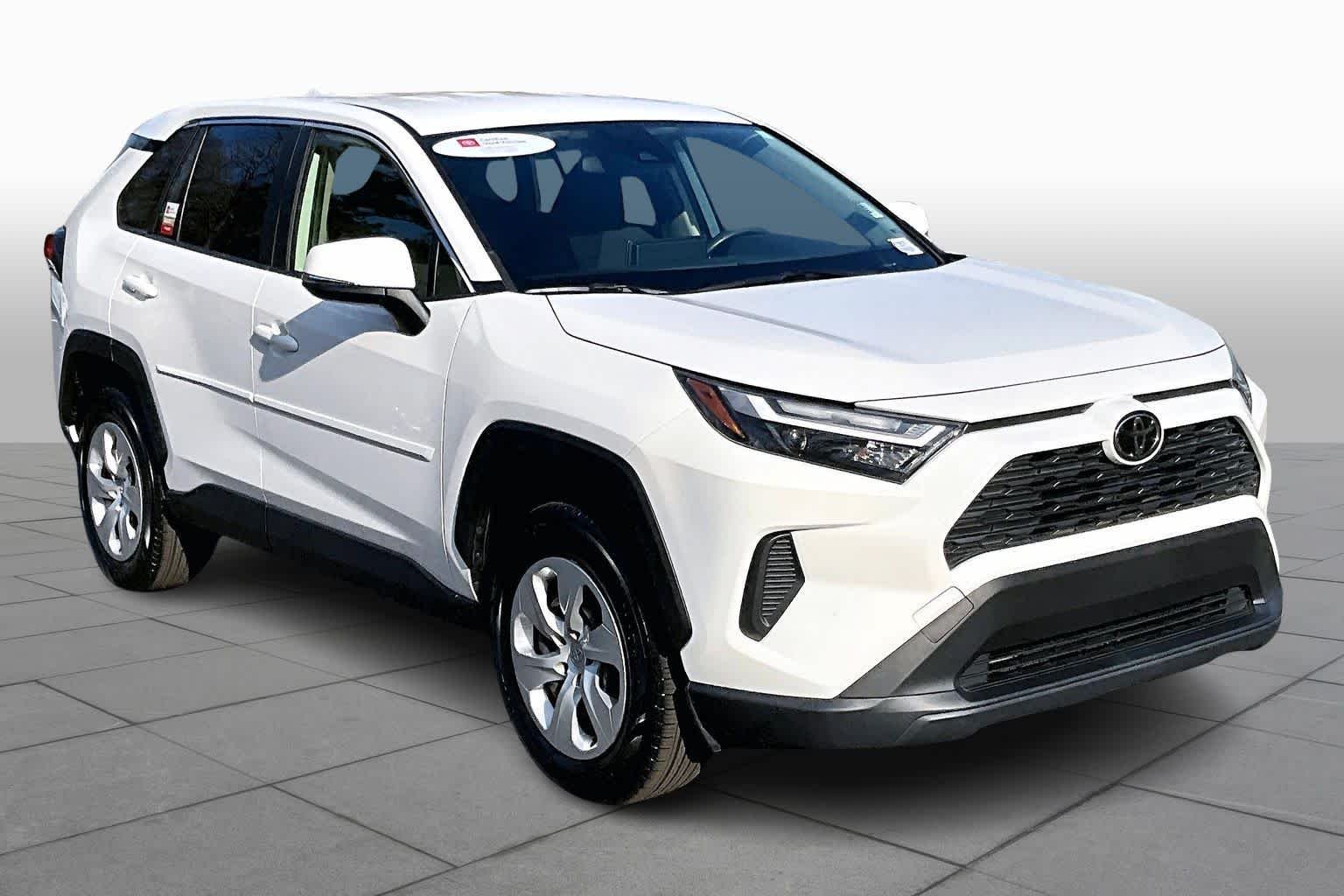 Used 2023 Ice Cap Toyota LE image 2