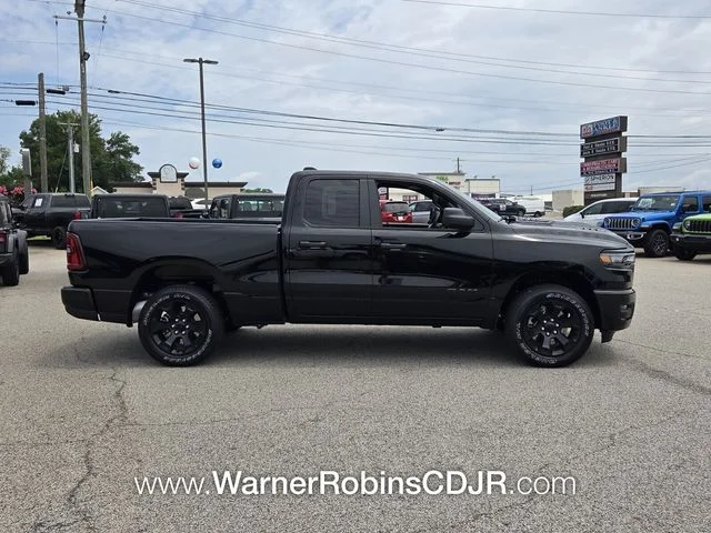New 2026 Diamond Black Crystal Pearl-Coat Exterior Paint RAM Tradesman image 14