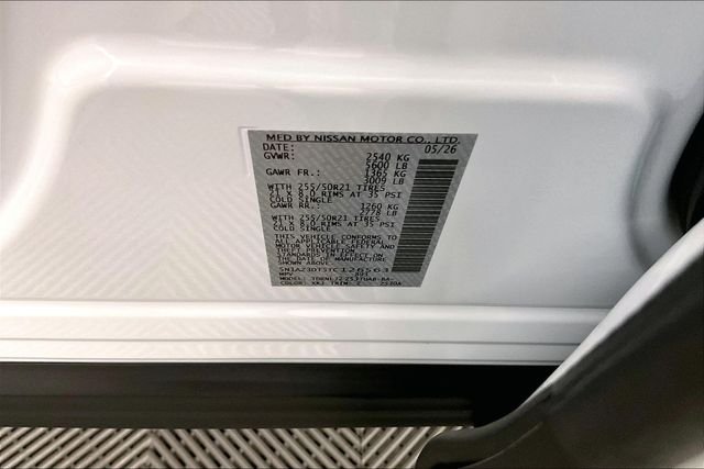 New 2026 Everest White Pearl/Black Nissan Platinum image 41
