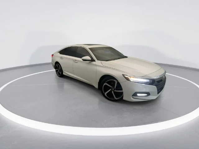 Used 2019 White Honda Touring 2.0T image 8