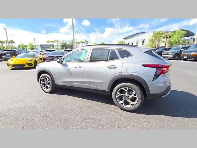 2026 Chevrolet Trax LT - Photo 24